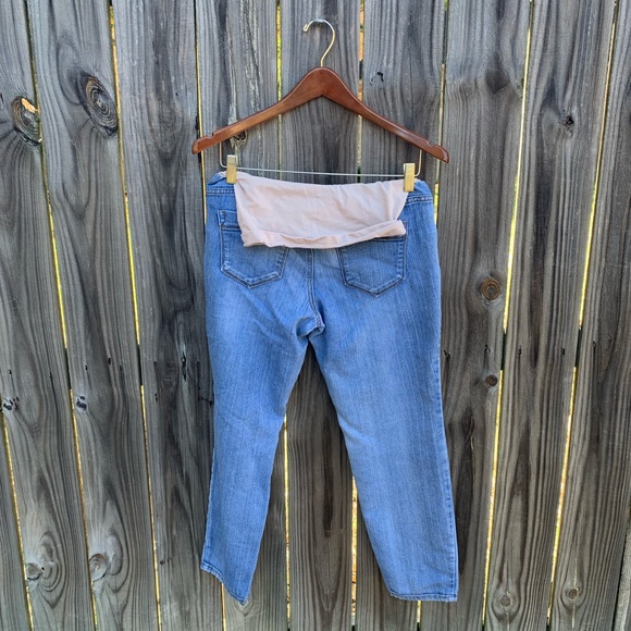 Indigo Blue maternity cropped jeans - Picture 2 of 3